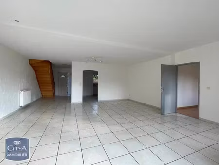 maison à louer 5 pièces 109.44 m² - idron (64) - 1 150€