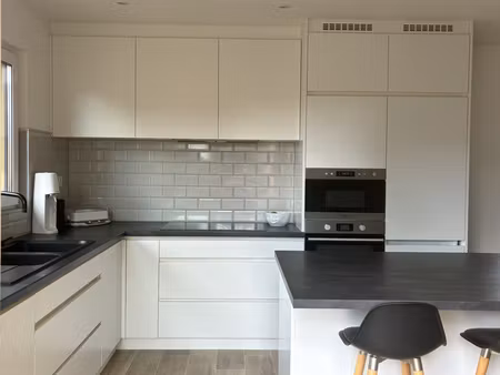 selestat  maison familiale moderne aux prestations de qualites et soignees.