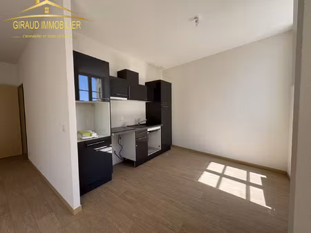 location appartement 2 pièces 59m² charlieu 42190