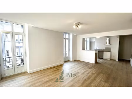 location appartement 3 pièces 75m² roanne 42300