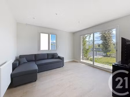 location appartement 3 pièces 54m² clermont ferrand 63000