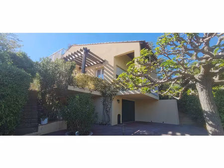 belle et grande maison familiale