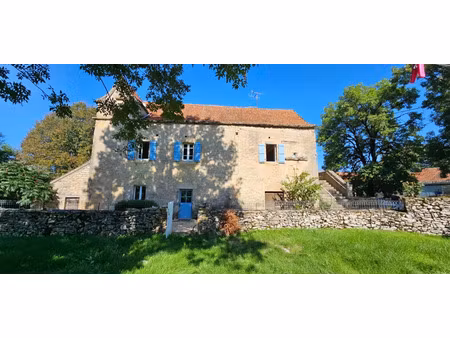 annonce vente appartement 6 pièces de 150m2 à promilhanes (46260) - paruvendu.fr ref 99278