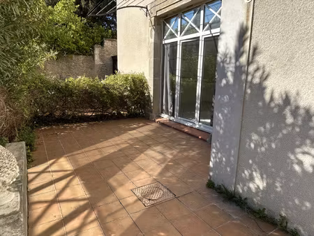 carcassonne - rdc - t3 bis - terrasse - parking