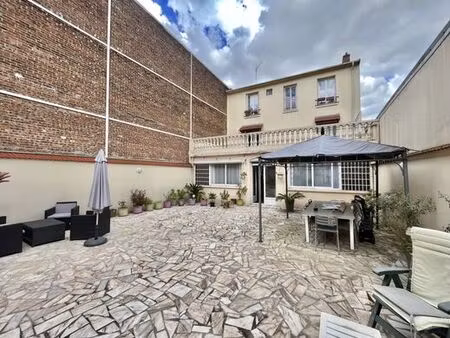 maison de 10 pièces de luxe en vente à bagnolet  île-de-france