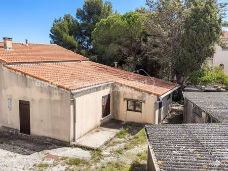 chateauneuf les martigues: maison de type 3 a rénover de 73.46 m2 sur une parcelle de terr