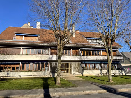 bayeux  avenue conseil  f1 au 2ème étage