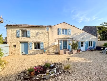 vente maison 4 pièces 114 m² à bresdon (17490)  179 900 €