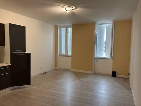location appartement 2 pièces 45m² lavardac 47230