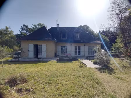 vente maison 5 pièces 190 m² à chancelade (24650)  207 000 €