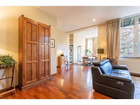 app. 3 slpk  2 terrassen en garagebox