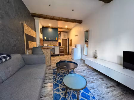 location appartement 2 pièces 28 m² à toulon (83000)