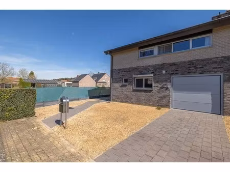 recente gezinswoning 4 slk in doodlopende straat