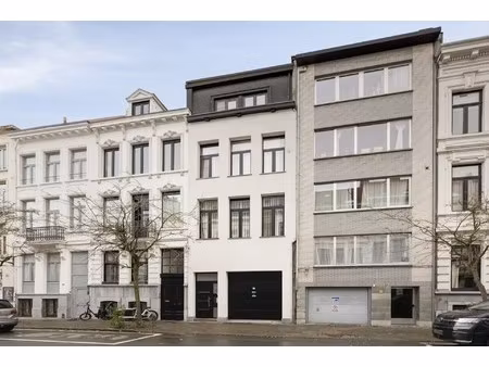 prachtig authentiek herenhuis op toplocatie