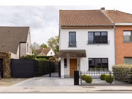 kijkdag zaterdag 9 mei. neem gerust contact op.