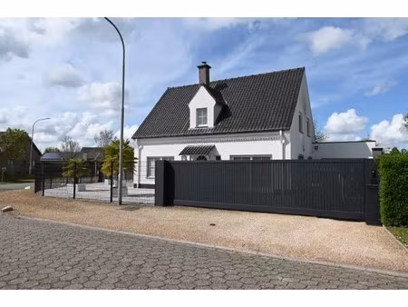 charmante open bebouwing op toplocatie in het pittoreske de pinte.
