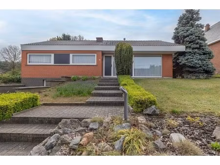 charmante gelijkvloerse woning met 3slk  tuin en garage