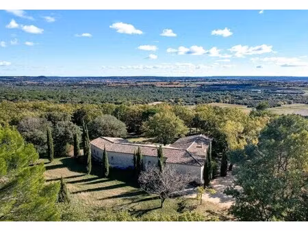 propriété de luxe à vendre à uzès : 1 200 000 € | 302m²
