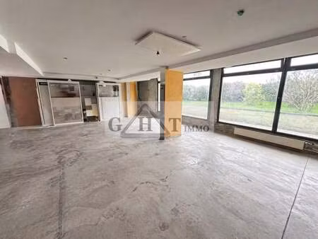 location commerce alfortville 94140 165m²
