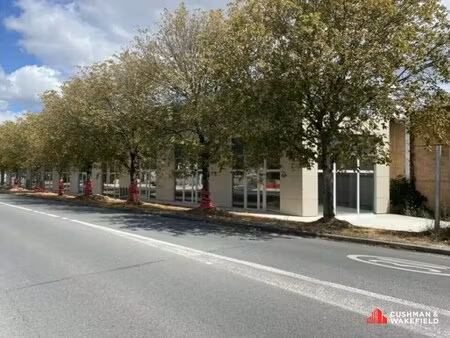 vente local d'activités 350 m²