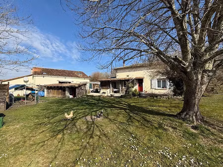 vente maison 11 pièces 250 m² à combiers (16320)  213 000 €
