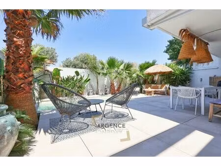 villa contemporaine bord de mer- elegance et raffinement