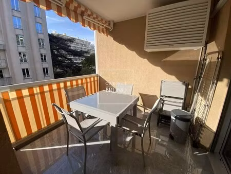 location appartement 2 pièces 43m² cannes 06400