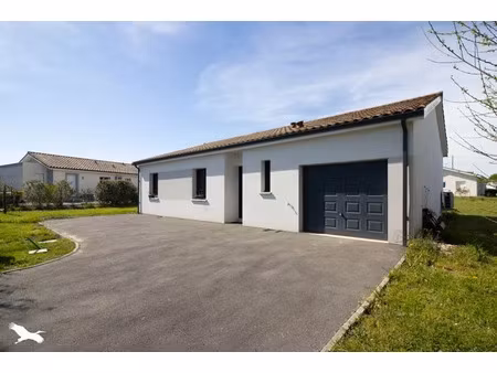 vente maison 4 pièces 97 m² à pomarez (40360)  250 000 €