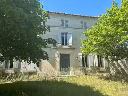vente immeuble 8 pièces 232 m² à villars-les-bois (17770)  249 000 €