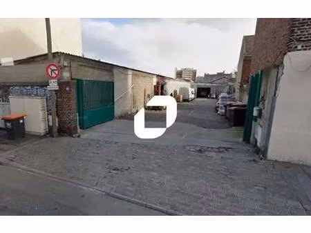 location local d'activités 130 m² à 280 m²