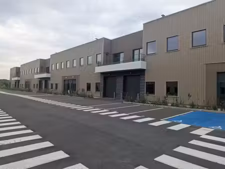 location local d’activités oissel 76350 193m² à 4041m²