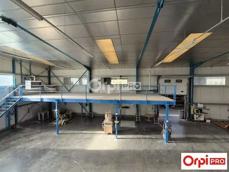 location local d'activités 2 000 m²