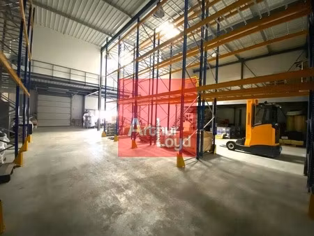 location local d’activités servon 77170 442m²