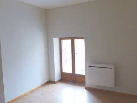 charmante maison 6 pièces  96m² au monastier sur gazeille