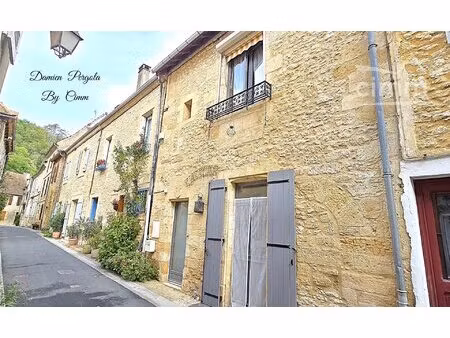ensemble immobilier de charme de 135 m² au c?ur de montignac-las