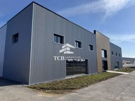 location local d’activités coueron 44220 2620m²