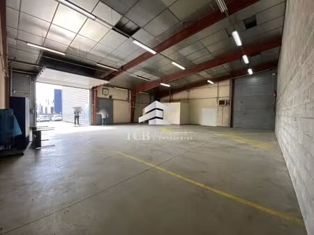 location local d’activités coueron 44220 564m²