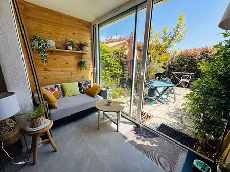 vente appartement 2 pièces  25.00m²  carqueiranne