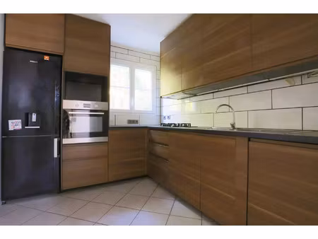 location appartement 3 pièces 54 m2 à montlhéry