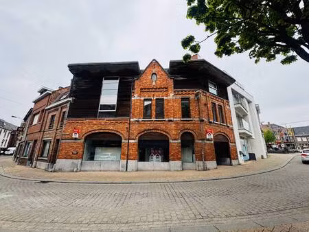 commercieel te koop in wervik met 2 slaapkamers