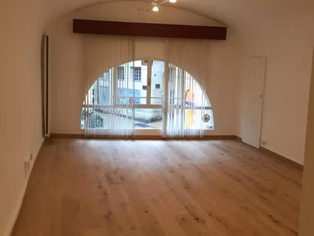 location appartement 1 pièces 43 m2 à montpellier