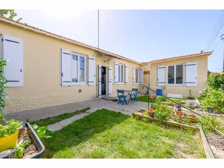 vente maison 3 pièces 53 m² à la rochelle (17000)  289 000 €