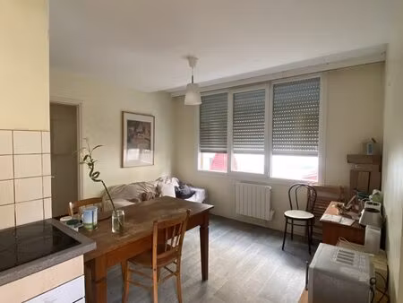 location appartement 4 pièces 63m² lille 59800