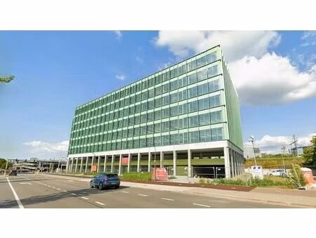 duurzame kantoren te huur in infíniti aan station berchem