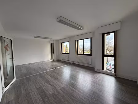 vente commerce 600 m² luc-la-primaube (12450)