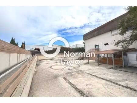 vente local d'activités 640 m²