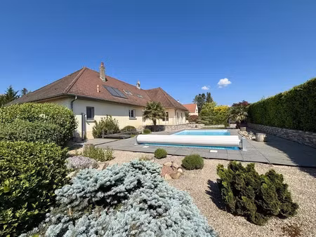 dijon - maison 8 pièces à vendre - 230m2 - 590 000 € - réf: n° 3683 - bourse immobilière