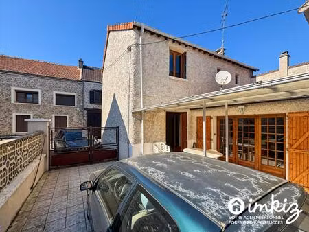 maison 4 pièces de 85 m² offrant un beau potentiel