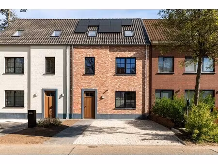 ben nieuwbouwwoning met 4 slaapkamers nabij centrum 's-gravenwezel