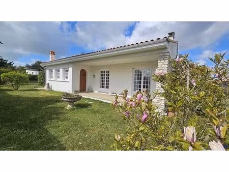 maison de 4 pièces de luxe en vente à vaux-sur-mer  nouvelle-aquitaine